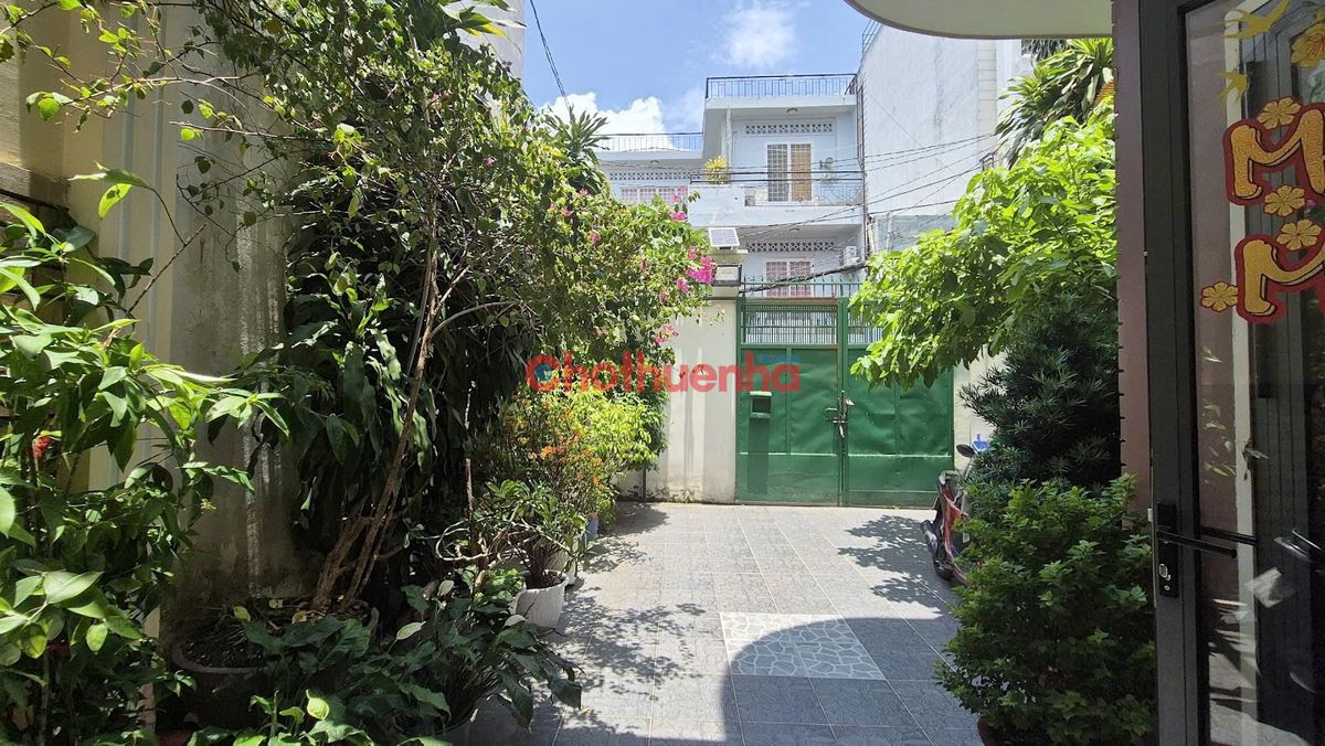 Cho thuê nhà nguyên căn có sân vườn tại Bùi Đình Tuý Bình Thạnh