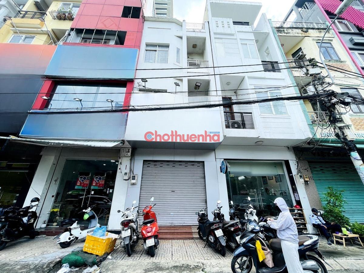 Cho thuê nhà HXH Cách Mạng Tháng 8, P.12, Q.10 – Nhà đẹp, vị trí trung tâm