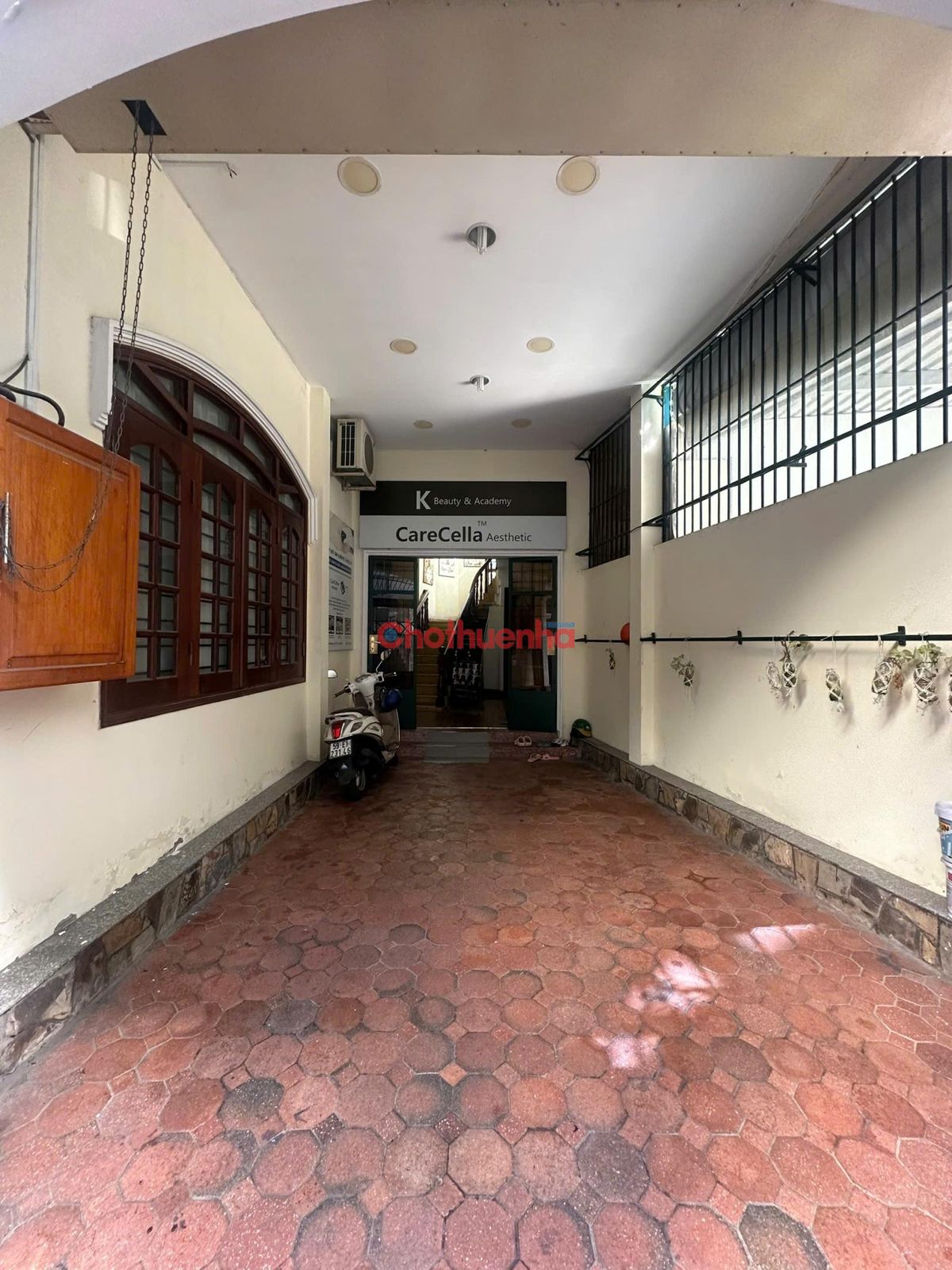 Biệt thự hẻm xe hơi Nguyễn Văn Trỗi, phường 1, Tân Bình