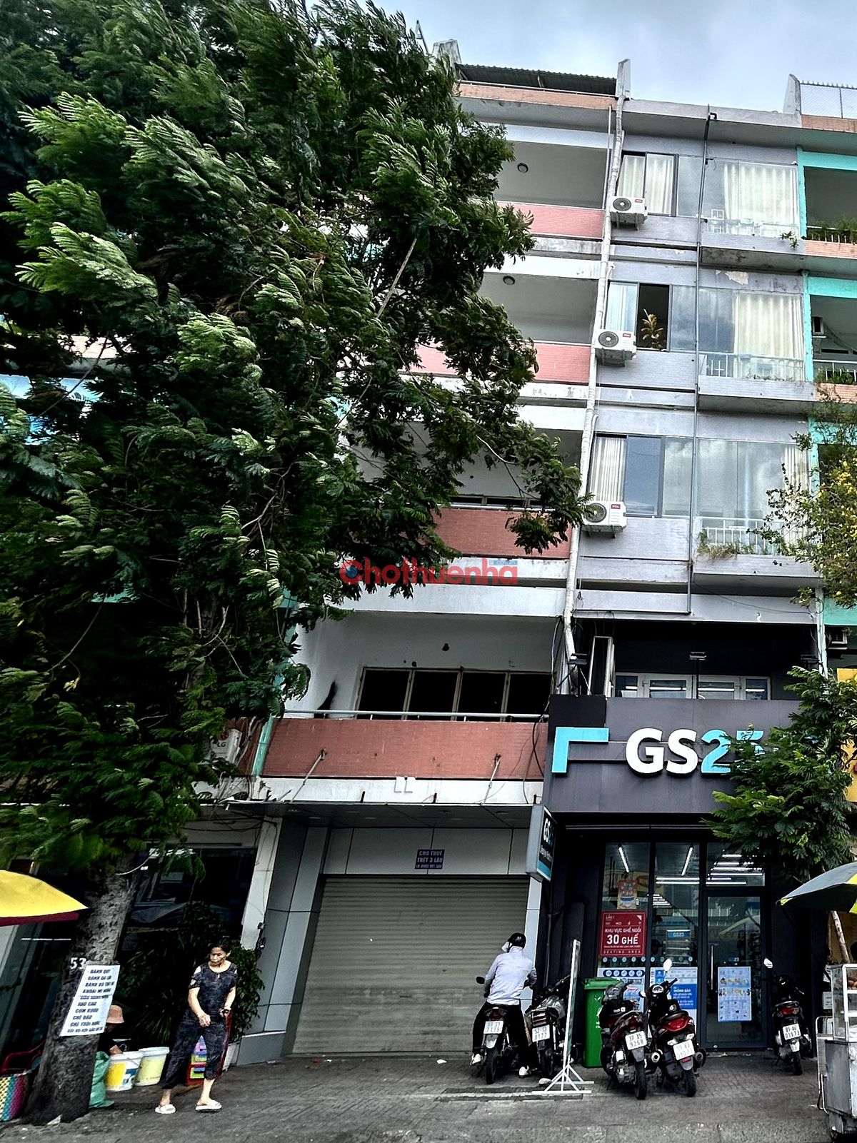 Cho thuê nhà mặt tiền Phạm Văn Hai , P3 . Q.TB 