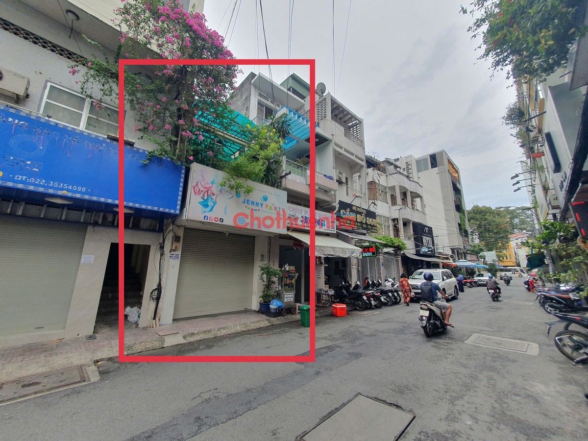 Cho thuê mặt bằng ngang 6m, hẻm xe hơi Nguyễn Thị Minh Khai,Quận 3. Gía chỉ : 25 triệu/tháng.