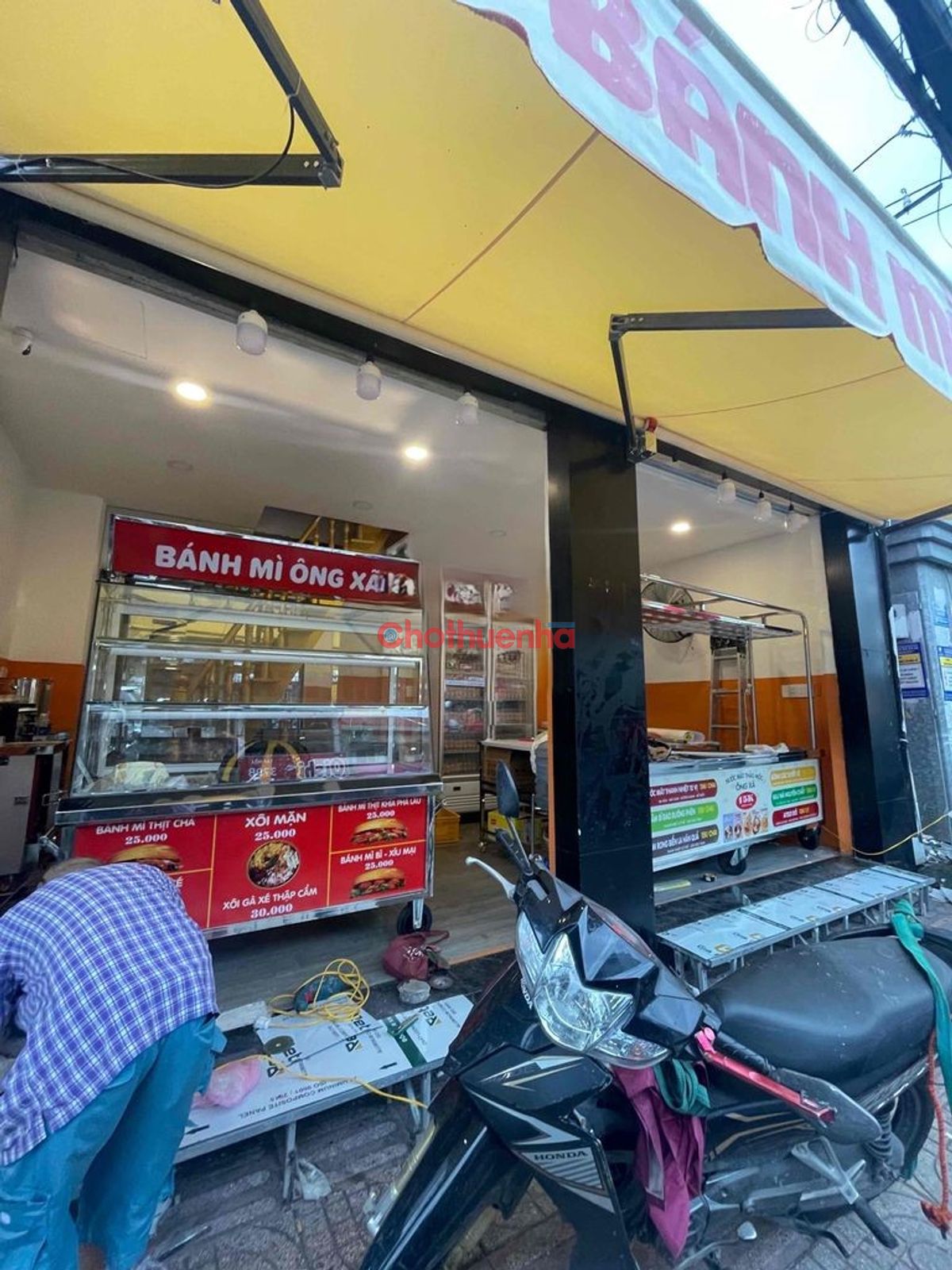 Sang quán ăn tại CMT8 quận 3, mặt bằng thuê chỉ 18tr/tháng