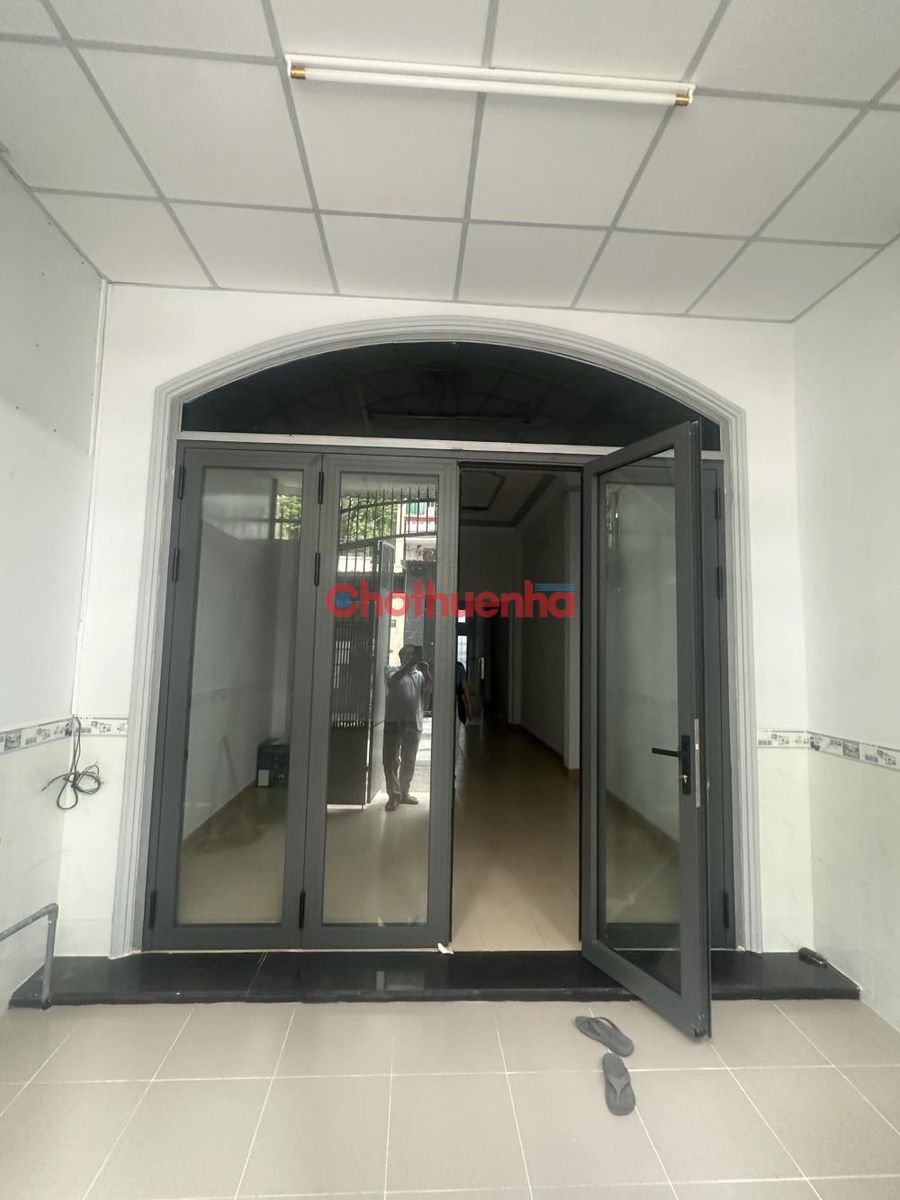 CHO THUÊ NHÀ NGUYÊN CĂN 4 Phòng - ĐƯỜNG 3/2 - QUẬN 10
