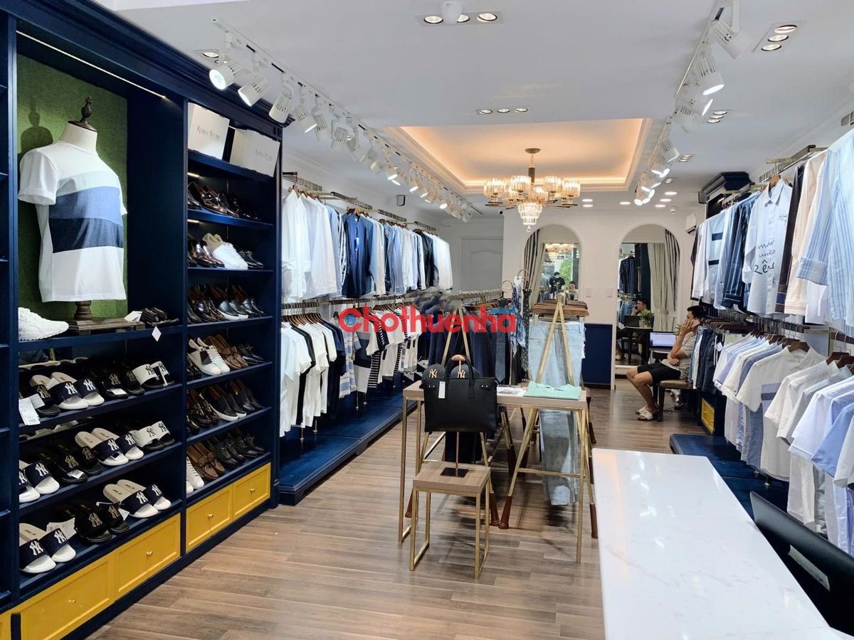 CHO THUÊ NHÀ MẶT HAI MẶT TIỀN ĐƯỜNG VÕ VĂN TẦN KHU TRUNG TÂM SẦM UẤT - P5 - Q3