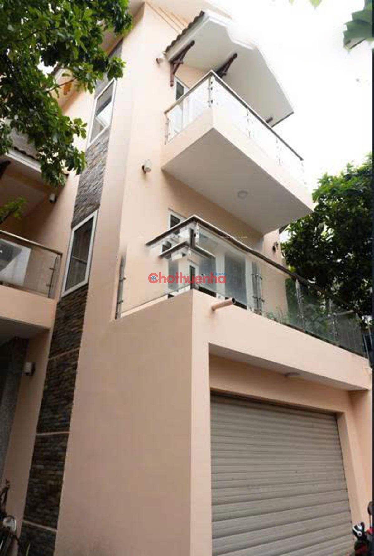 BIỆT THỰ SÂN VƯỜN LÊ VĂN THỌ, GÒ VẤP. HẺM XE TẢI 8m 204m². GIÁ 38 TRIỆU/THÁNG