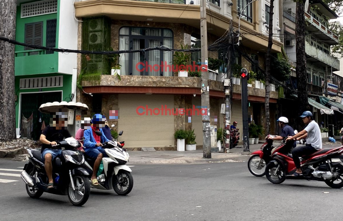 CHO THUÊ NHÀ GÓC 2 MẶT TIỀN NGÔ QUYỀN – ĐÀO DUY TỪ – PHƯỜNG 5, QUẬN 10