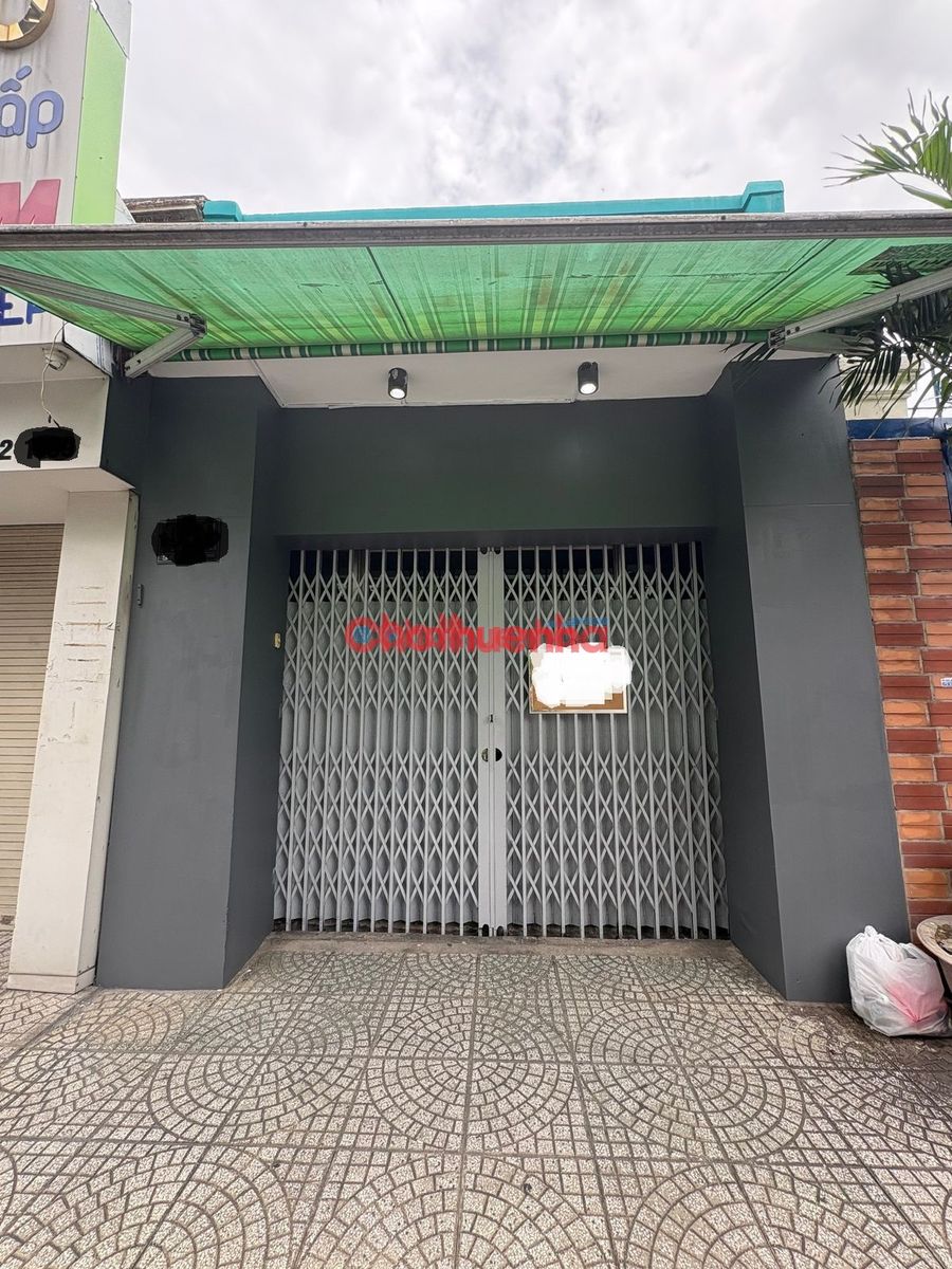 Cho thuê Mặt bằng 32m2 - Đường Trường Sơn, Phường 15, Quận 10
