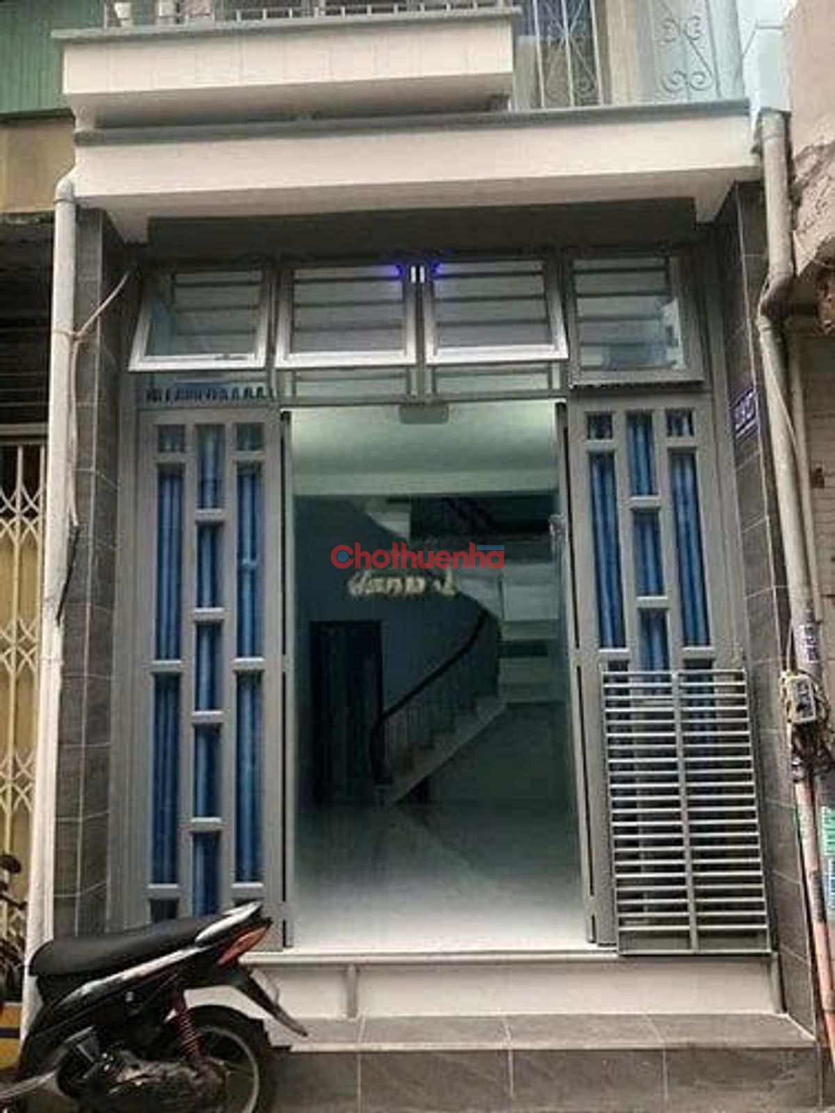 Cho thuê nhà nguyên căn đường Trần Văn Đang, Phường 11, Quận 3.