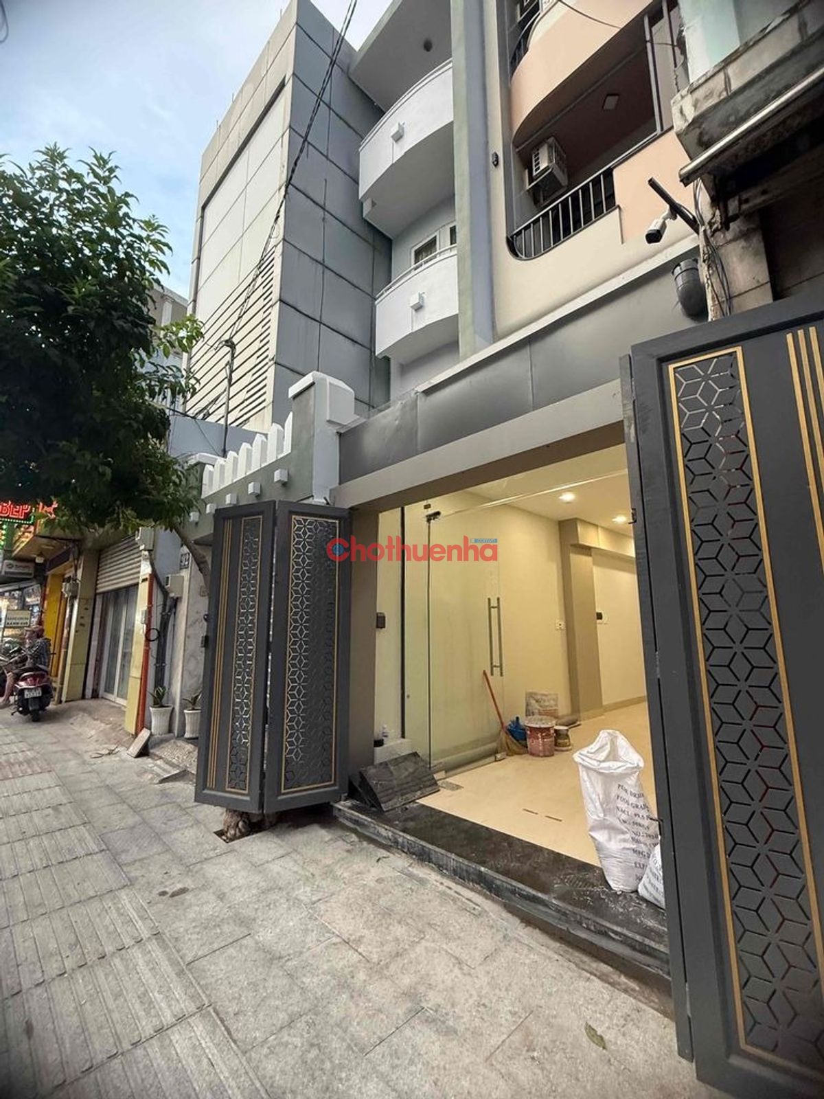 CHO THUÊ MẶT BẰNG KINH DOANH RIÊNG BIỆT, DT 4x15M, ĐƯỜNG LÊ QUANG ĐỊNH, BÌNH THẠNH, GIÁ CHỈ 20 TRIỆU