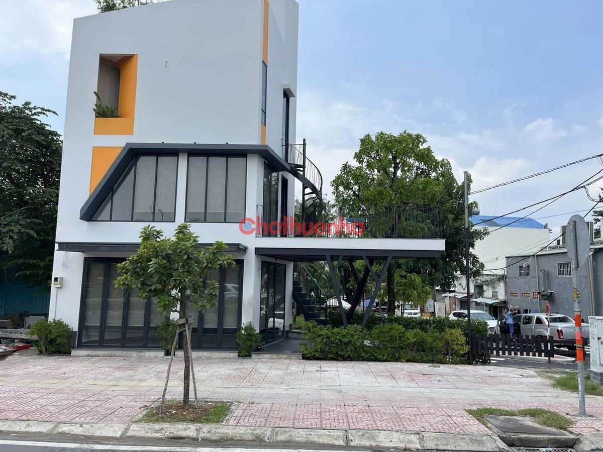 Cho thuê nhà Phạm Văn Đồng, Phường Hiệp Bình Chánh, Thủ Đức.