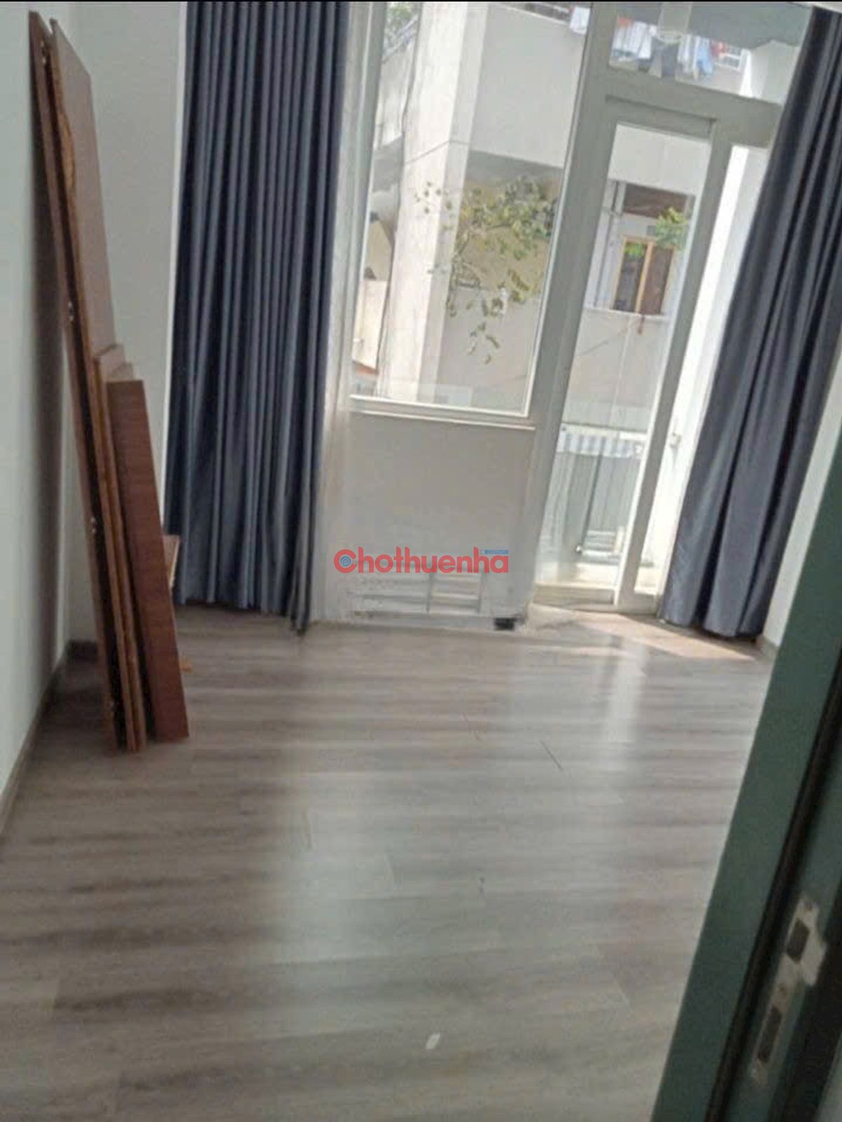 Cho thuê nhà nguyên căn 4pn Trần Bình Trọng quận 5