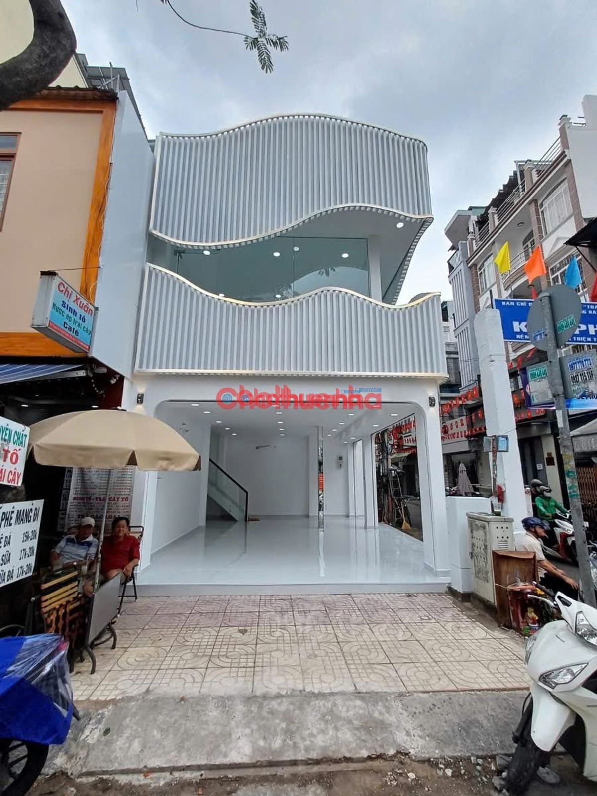 Cho thuê nhà 2 mặt tiền đường Nguyễn Thiện Thuật, Phường Bàn Cờ (Quận 3 cũ)