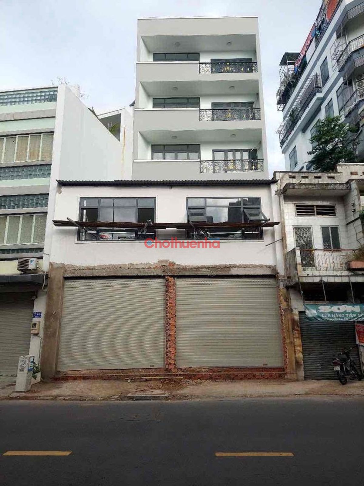 CHO THUÊ MẶT BẰNG NGAY MẶT TIỀN Đường Lạc Long Quân, Phường 10, Quận Tân Bình - 210m2