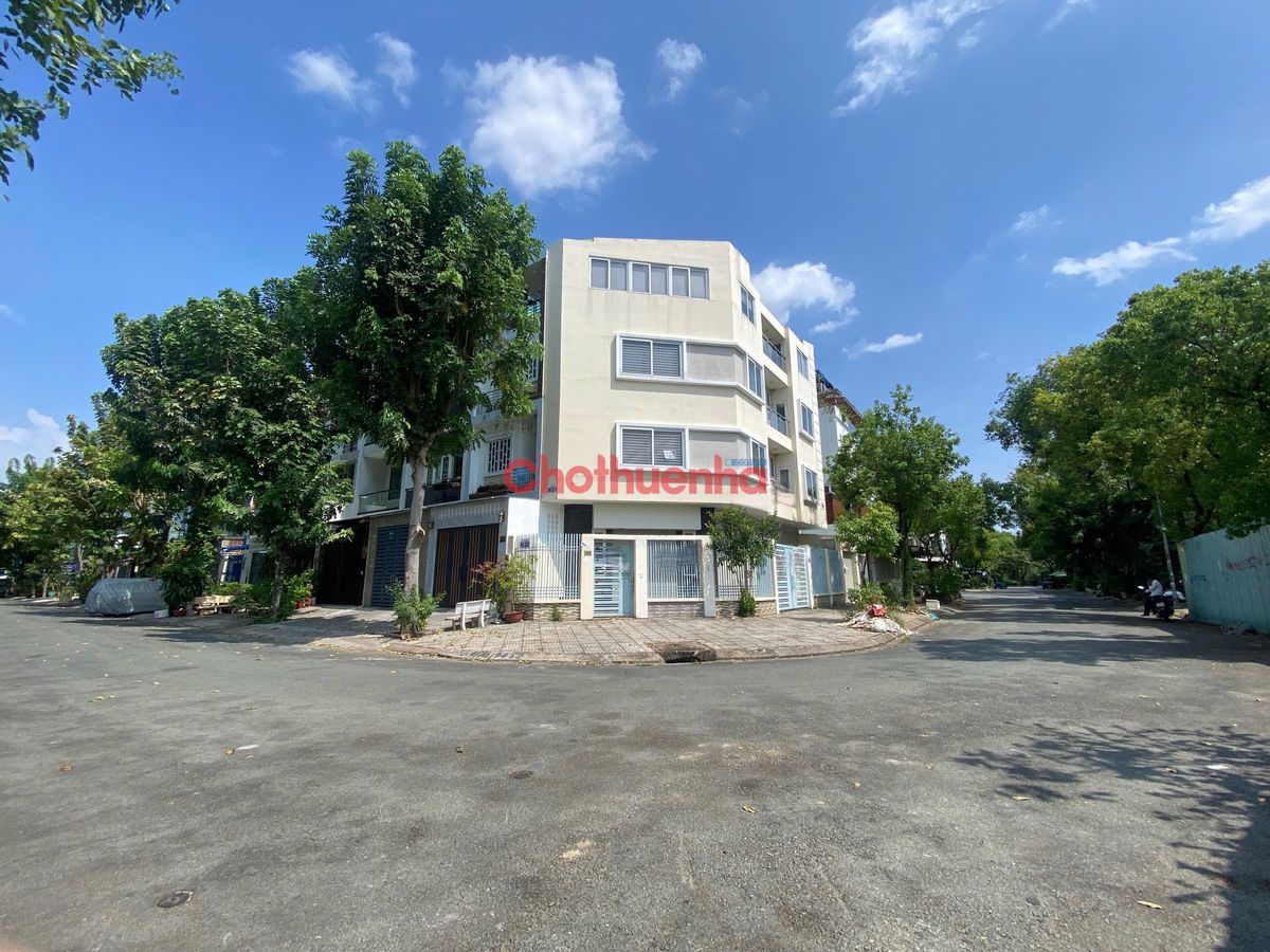 CHO THUÊ NHÀ GÓC 2 MẶT TIỀN – KDC TÂN QUY ĐÔNG, QUẬN 7 - DT 6x20M, 1 TRỆT 3 LẦU SÂN THƯỢNG - GIÁ THUÊ 55 TRIỆU