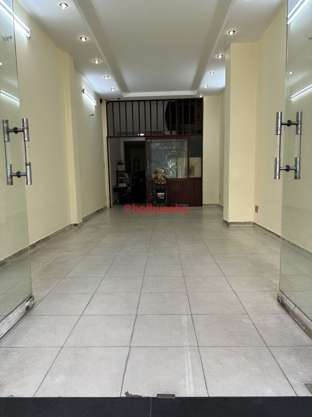 Cho thuê MB Nguyễn Chí Thanh, Phường 8, Quận 10.