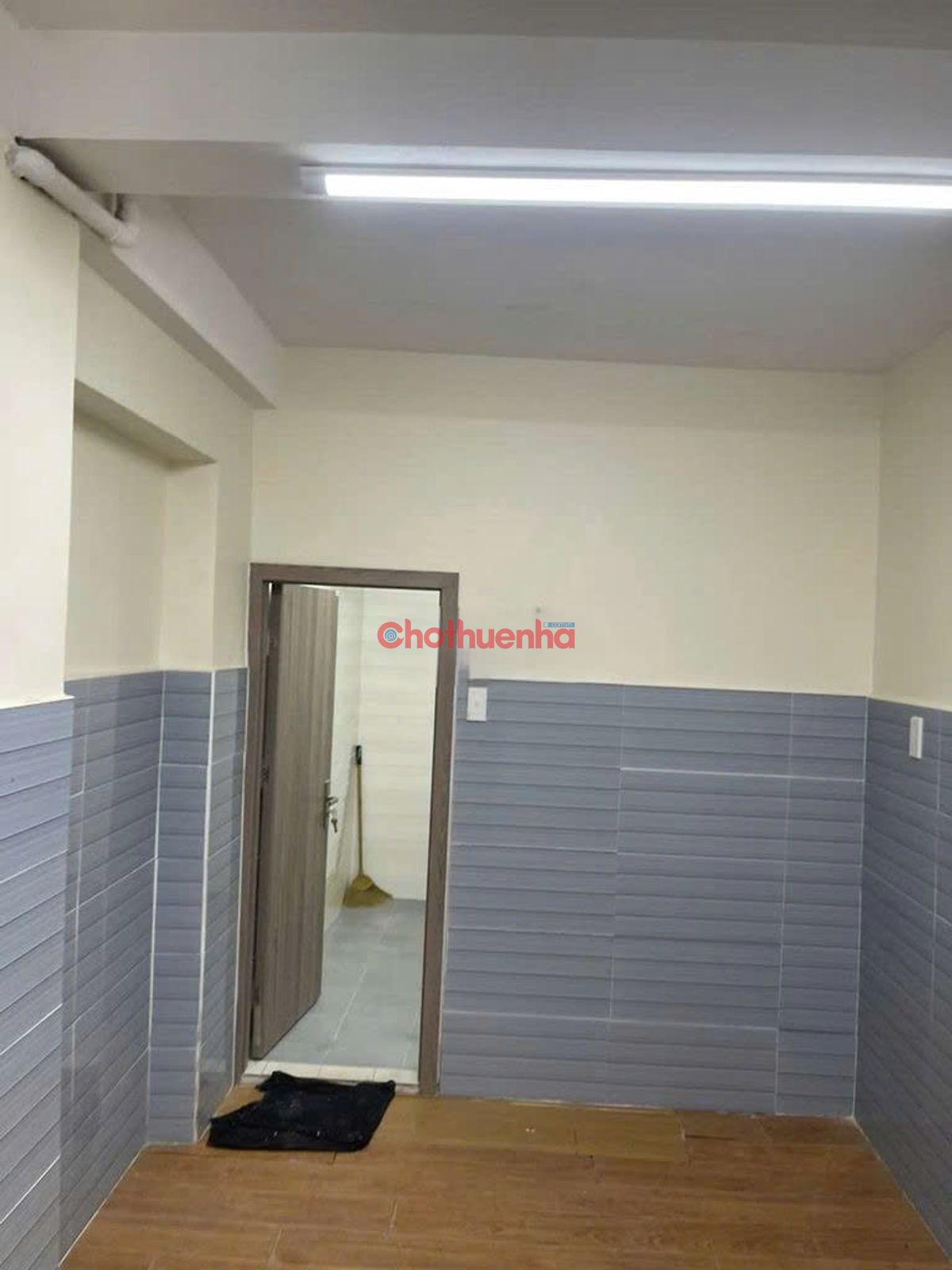 CHO THUÊ NHÀ DT 4x17M, NỞ HẬU 6M, ĐƯỜNG NAM KỲ KHỞI NGHĨA, QUẬN 3, GIÁ THUÊ 28 TRIỆU