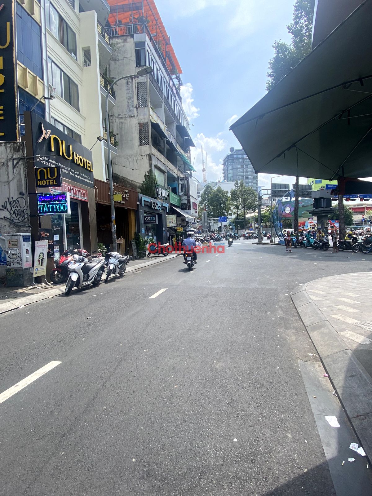 Cho thuê nhà Mặt Tiền Bùi Viện - trệt 6 tầng thang máy