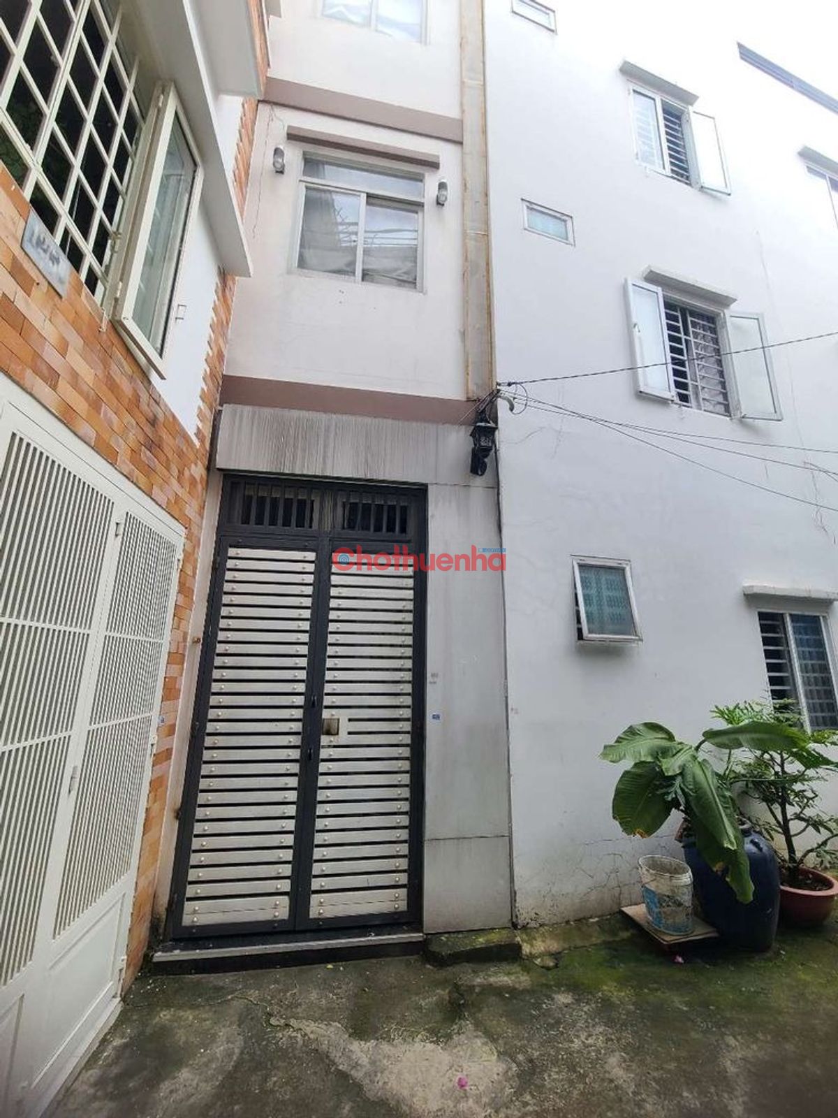 CHO THUÊ NHÀ CÓ 3 PHÒNG - GIÁ CHỈ 16 TRIỆU - HOÀNG DIỆU - PHÚ NHUẬN