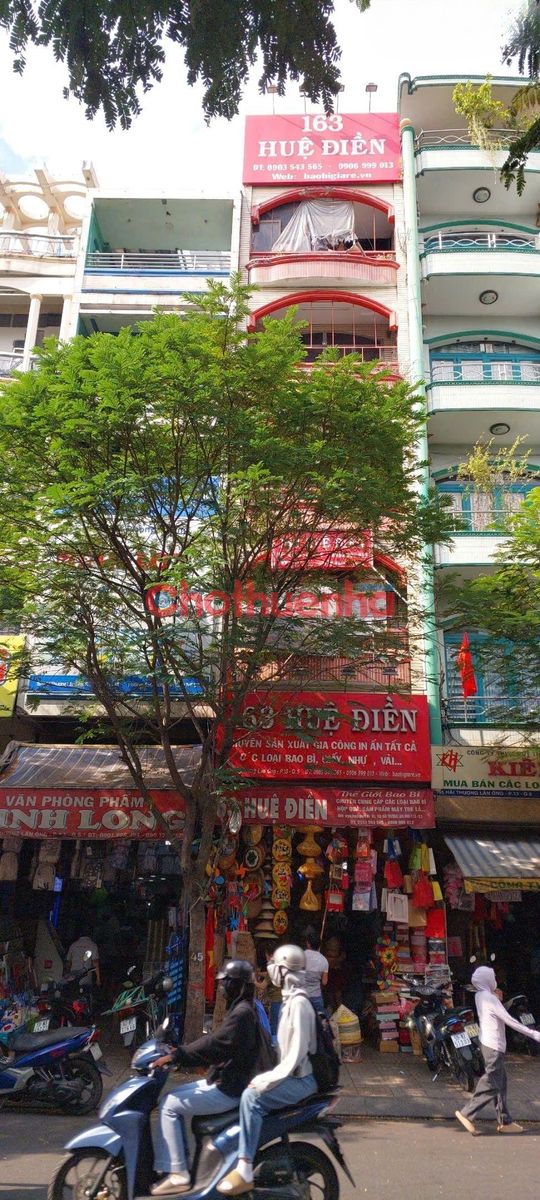 Cho thuê nhà MT đường Hải Thượng Lãn Ông, Phường 13, Quận 5.