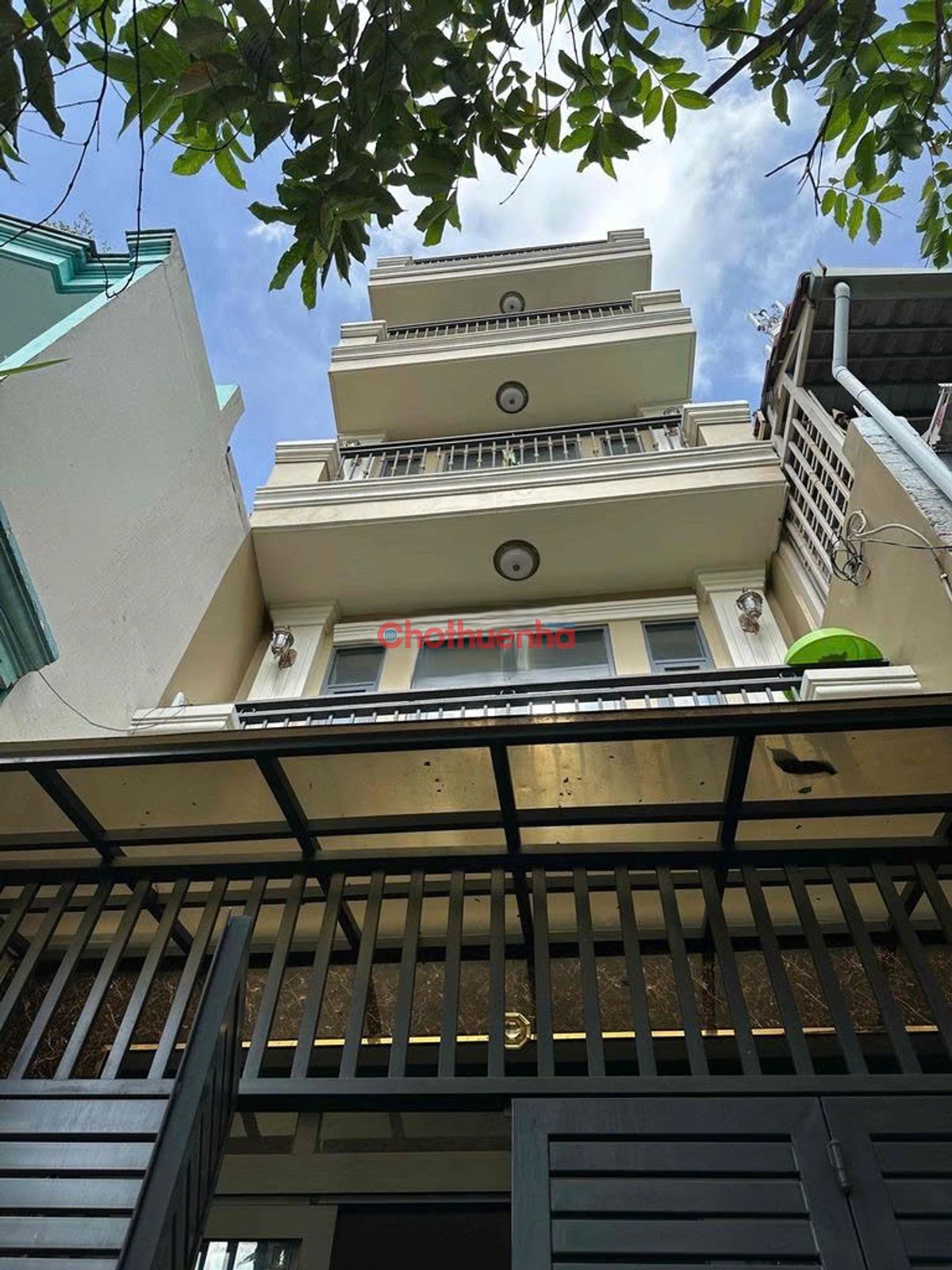 Cho thuê nguyên căn nhà Gò Dầu, P.Tân Quý, Q.Tân Phú, HXH 5PN 3wc