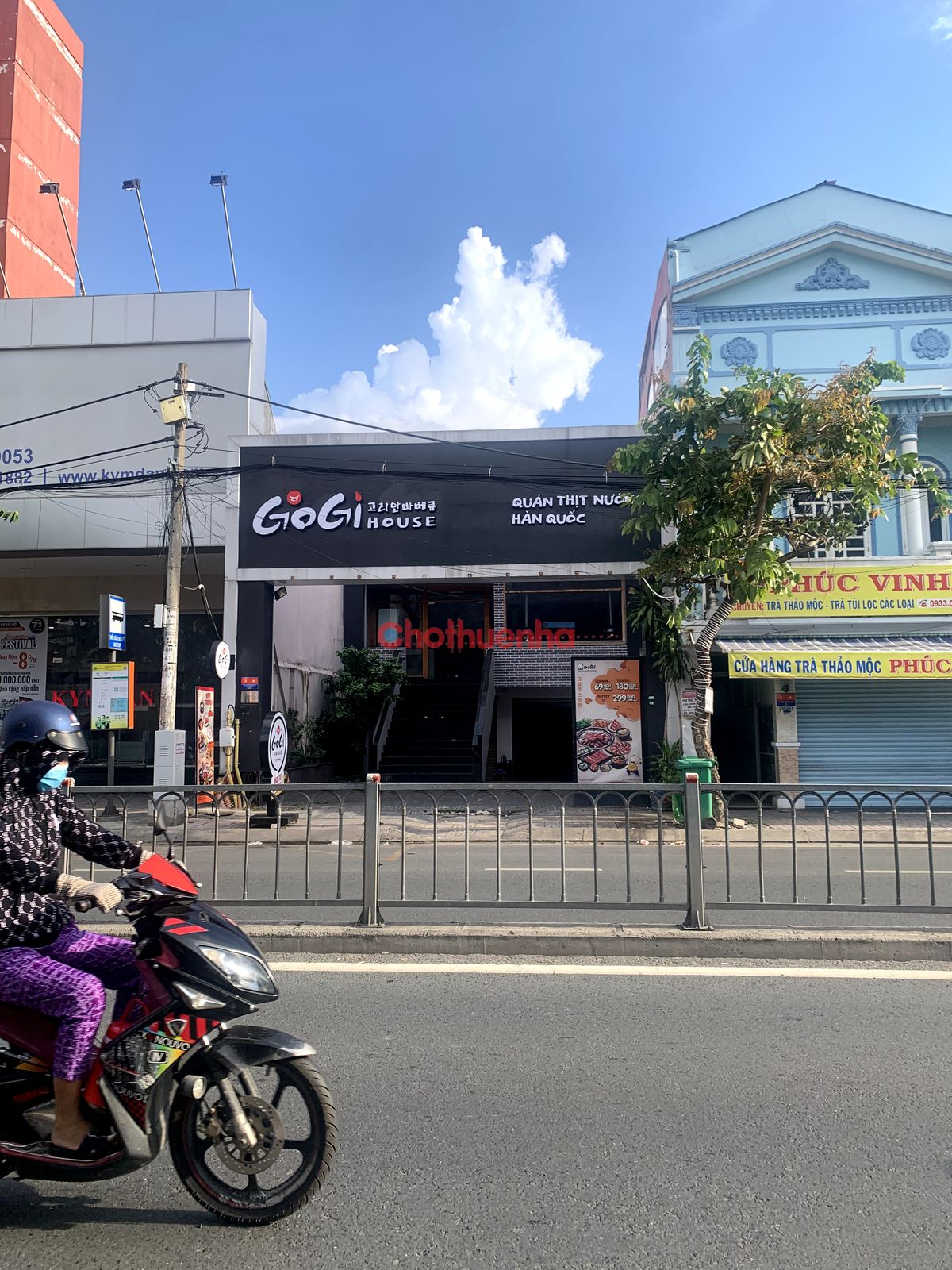 Cho thuê Mặt tiền Bà Hom, Phường 13 Quận 6. DT 8x40m nhà 2 tầng 