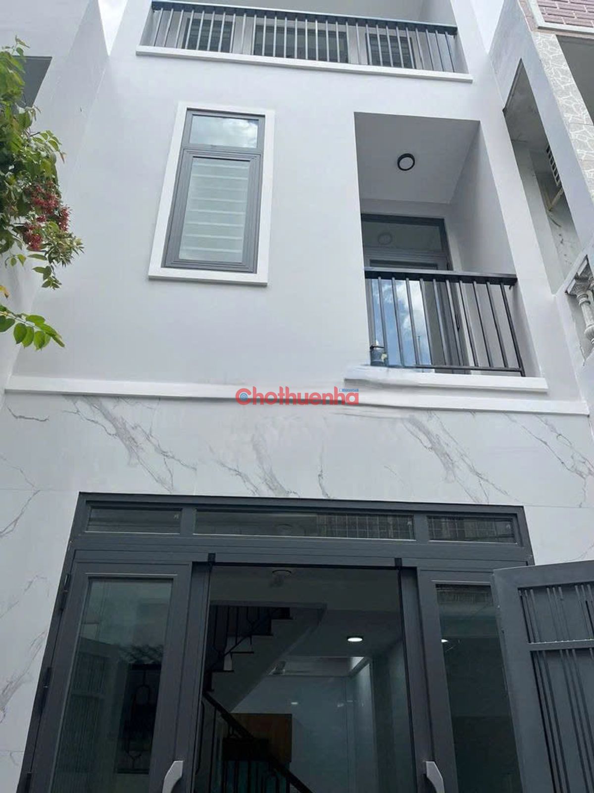 Cho thuê nhà đường Phan Huy Ích, Phường 14, Gò Vấp ( nhà mới) 