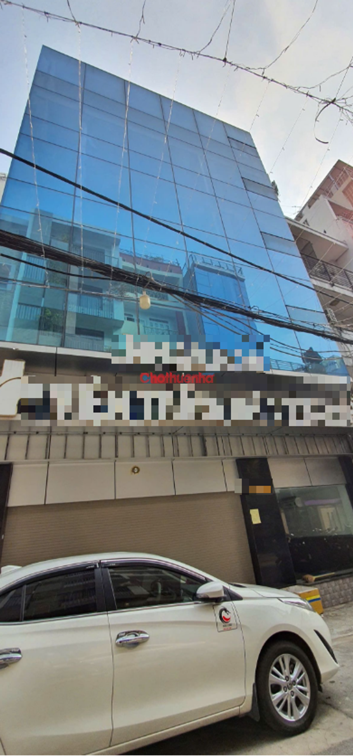 CHO THUÊ NHÀ NGUYÊN CĂN NGANG 9M TRỤC ĐƯỜNG LỚN CMT8 • QUẬN 3