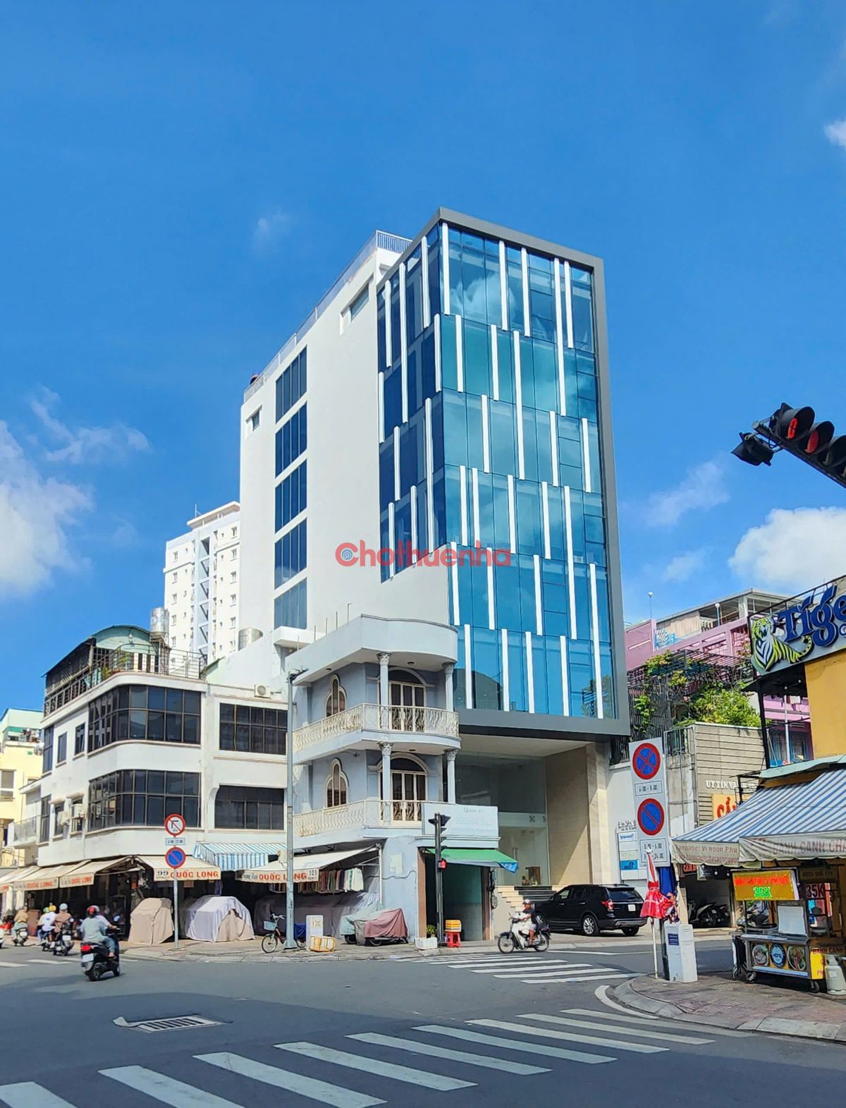 CHO THUÊ SÀN VĂN PHÒNG ỐP KÍNH SANG TRỌNG TẠI NGUYỄN THÔNG QUẬN 3 - ĐẦY ĐỦ CÔNG NĂNG CỦA TÒA NHÀ VĂN PHÒNG