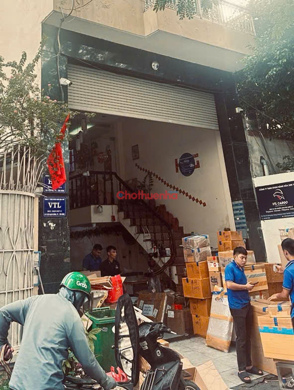 CHO THUÊ CHDV Hạng Sang Yên Thế, P2, Tân Bình (6x20m) - CÓ THANG MÁY