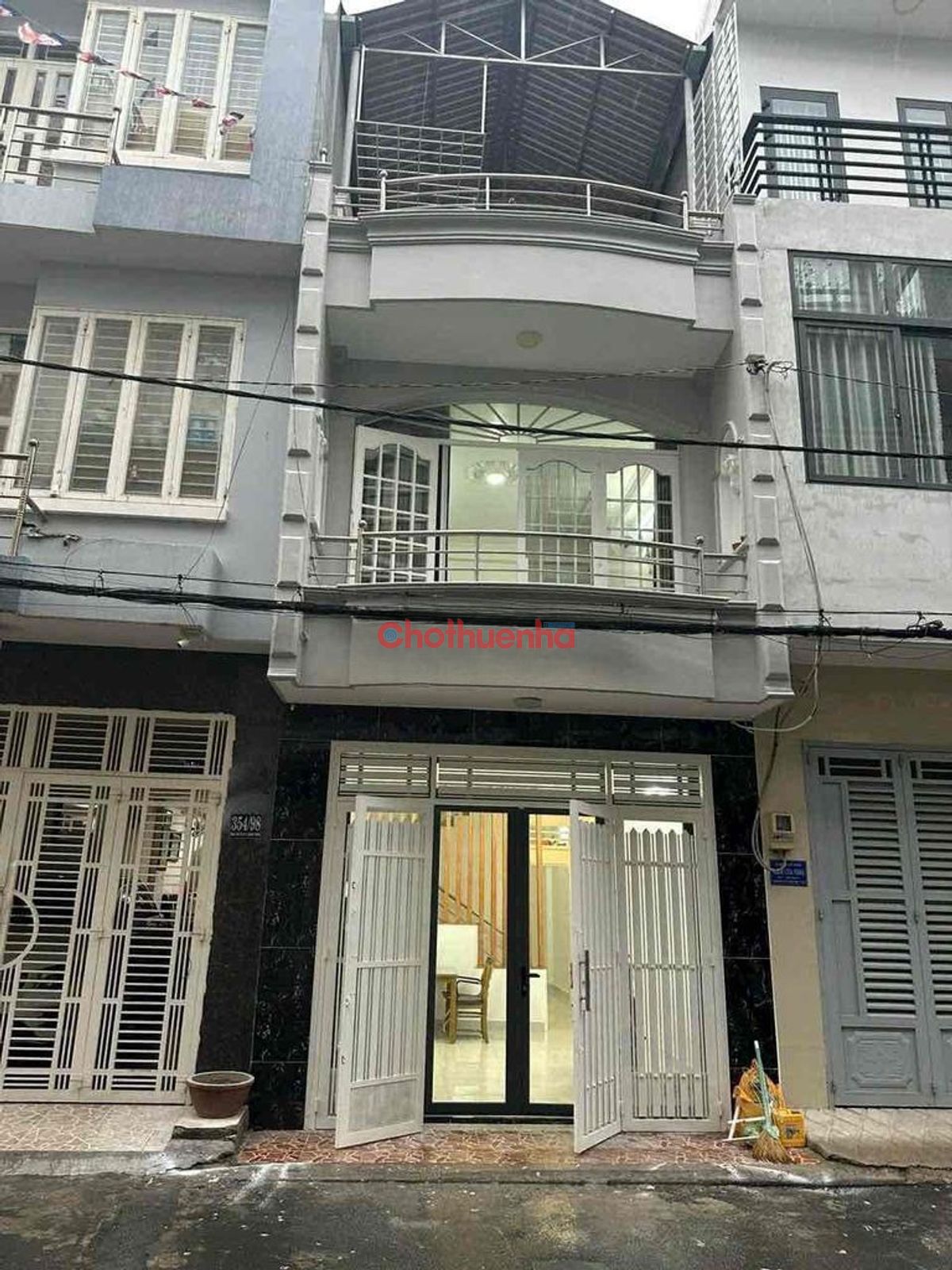 Cho thuê nhà nguyên căn đường Phan Văn Trị, Phường 11, Bình Thạnh_ 3PN+4WC + FULL NỘI THẤT 