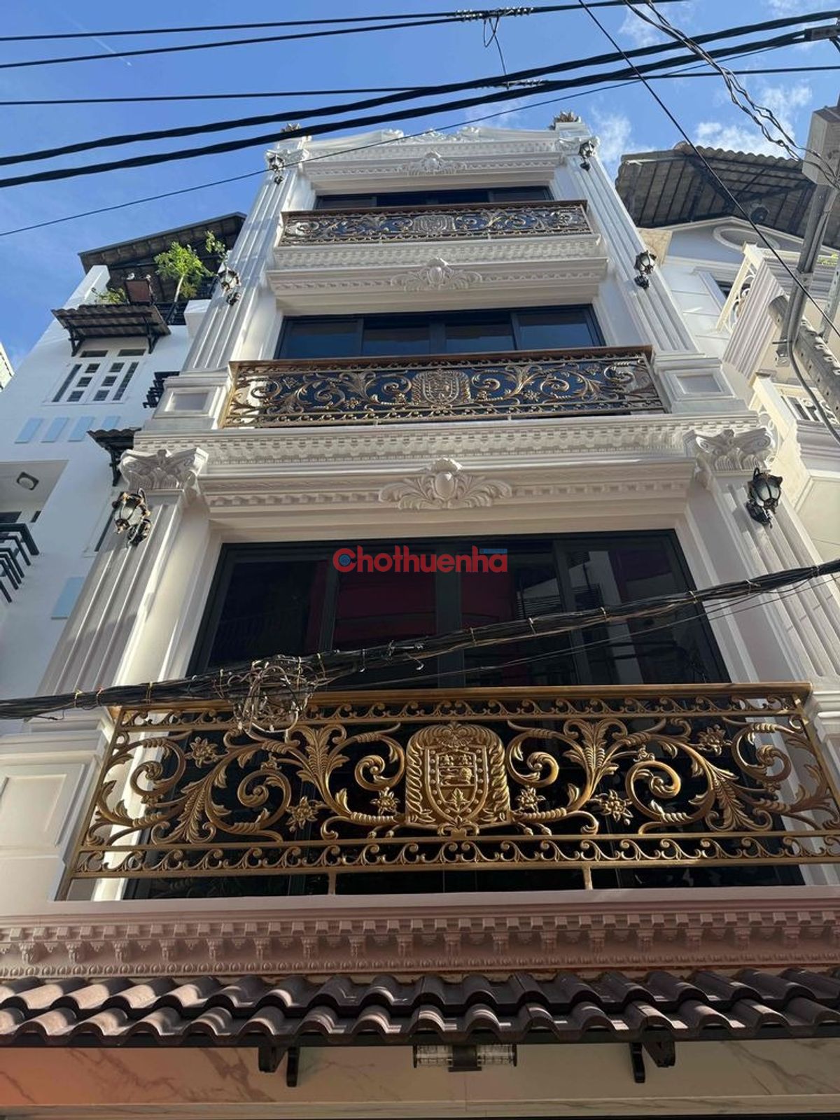 Cho thuê nhà hẻm Trần Quang Diệu , Quận 3, 5pn, 5s wc , có thang máy 