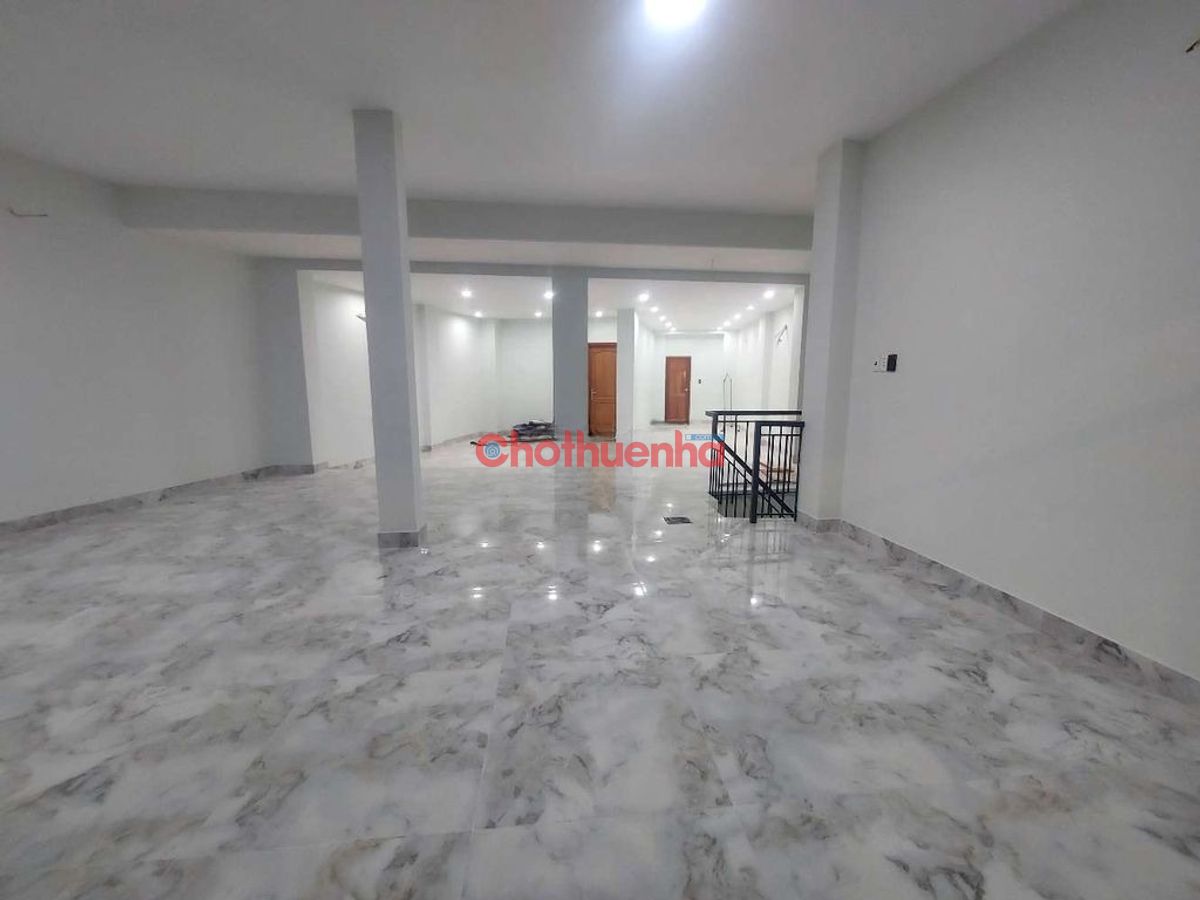 CHO THUÊ NHÀ MẶT TIỀN – LẠC LONG QUÂN, P.10, Q. TÂN BÌNH