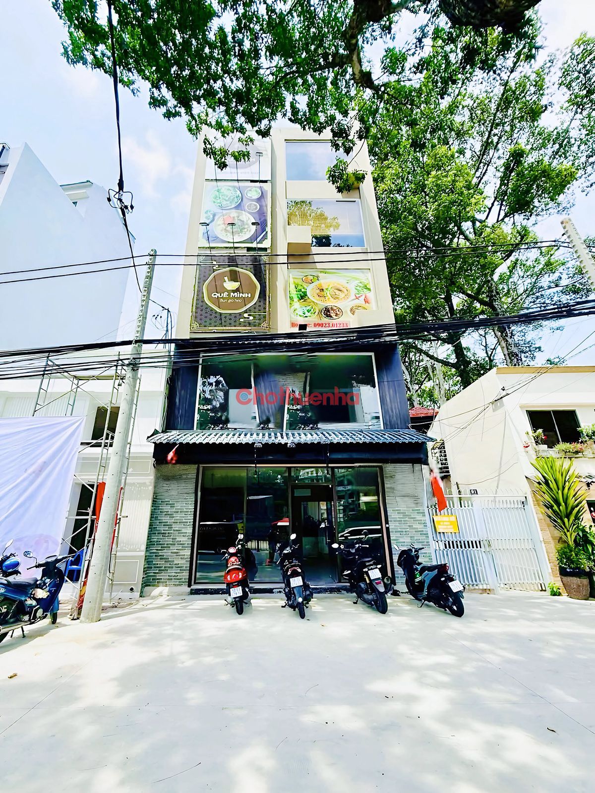 Cho thuê Mặt tiền Cách Mạng Tháng Tám, Bến Thành Quận 1.  Ngang 6.5m có Thang máy - ngay Bùi Thị Xuân