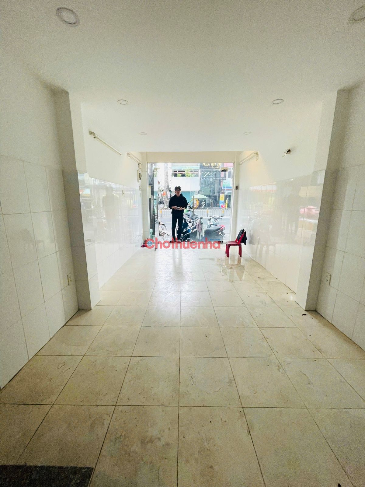 CHO THUÊ NHÀ MẶT TIỀN NGUYÊN CĂN LÊ HỒNG PHONG, Quận 10