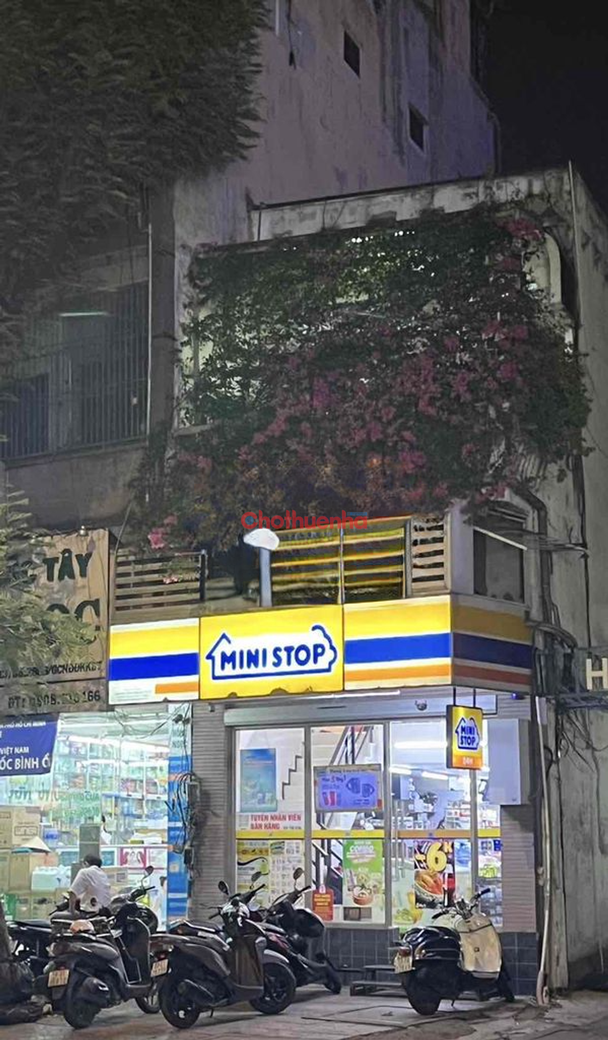 CHO THUÊ NHÀ ĐƯỜNG LÊ VĂN SỸ, QUẬN 3 - Góc 2 MT