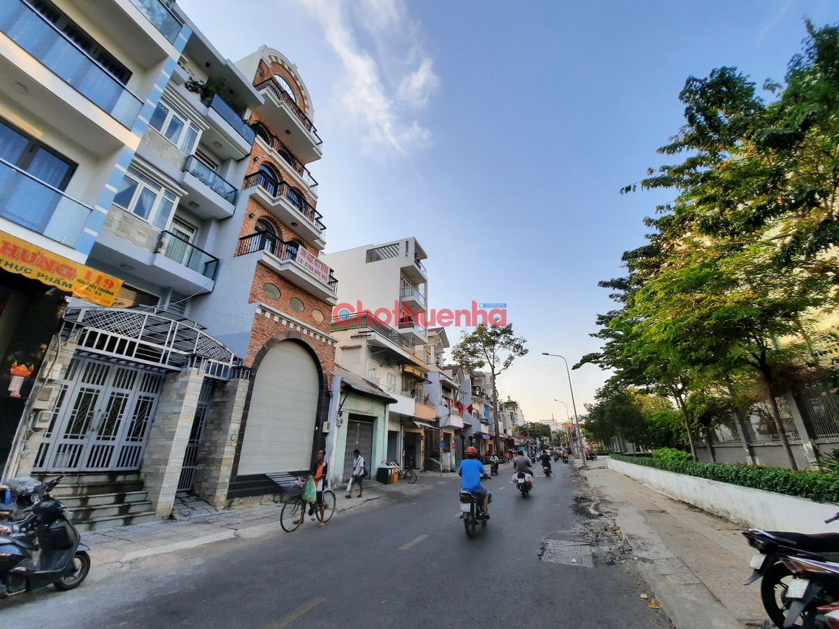 NHÀ ĐẸP MẶT TIỀN MAI XUÂN THƯỞNG, QUẬN 6