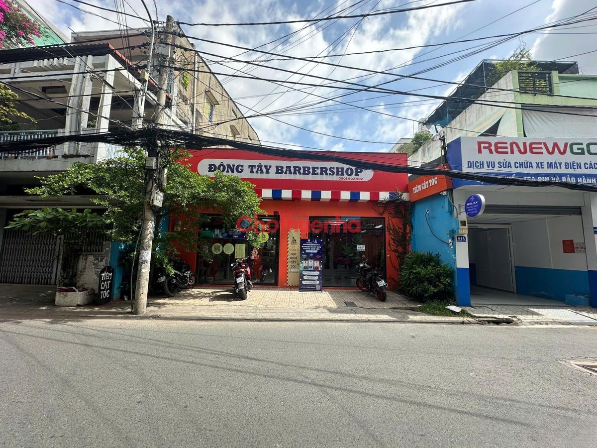 Cho thuê nhà Võ Thành Trang, Phường 11, Quận Tân Bình.