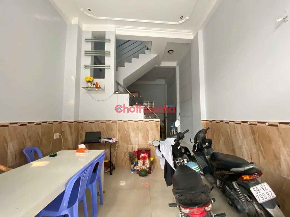 Cho thuê nhà mặt tiền Ba Vân Tân Bình