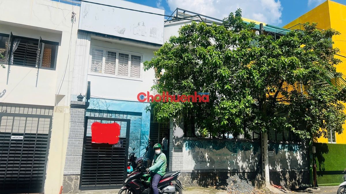 Cho thuê nhà mặt tiền đường Hoàng Dư Khương, P12, Quận 10. Ngang 12m giá chỉ 5x