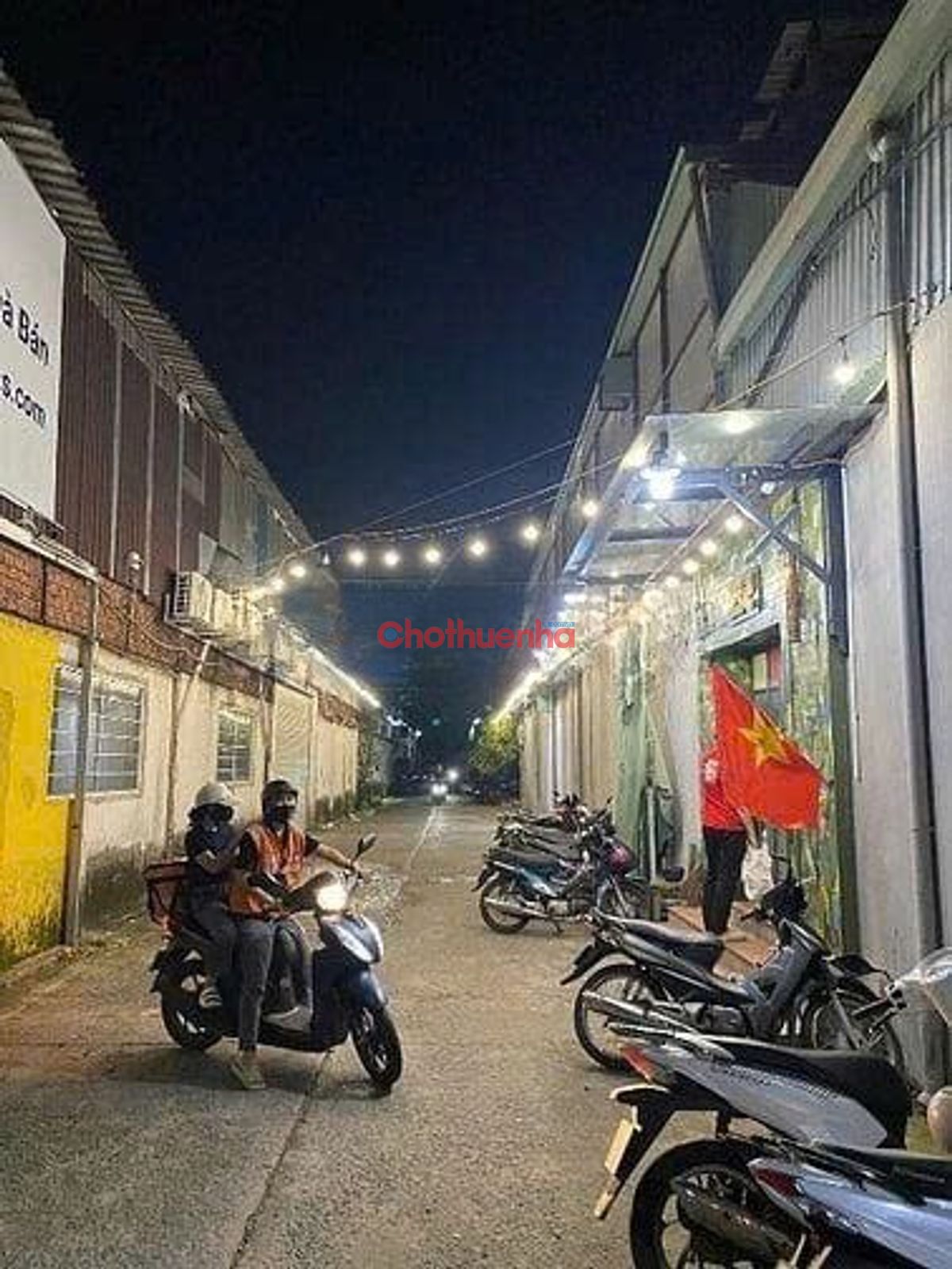 Cho thuê nhà mặt tiền ngang 8m – Đào Duy Anh, Phú Nhuận