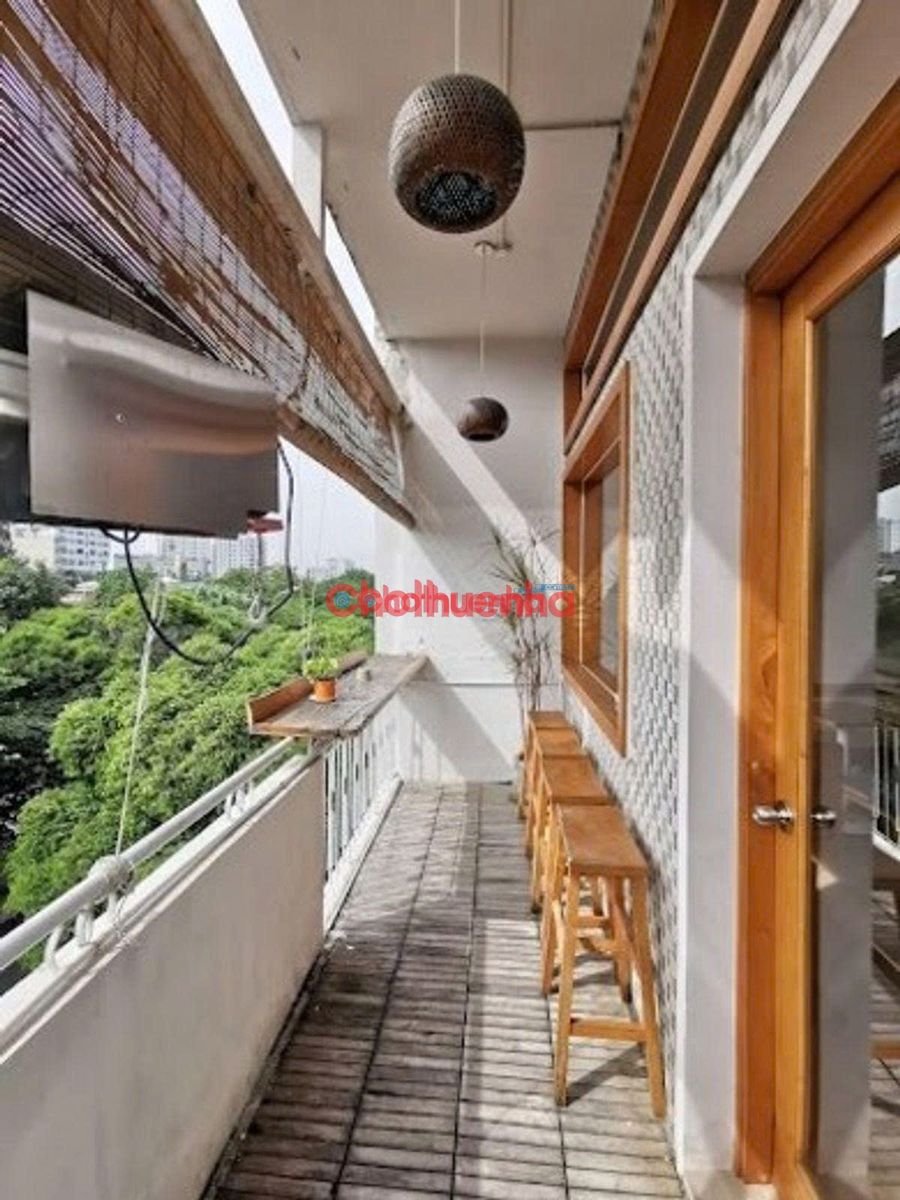 CHO THUÊ MẶT BẰNG SÂN THƯỢNG KINH DOANH TỰ DO GIÁ CHỈ 20TR QUẬN 1