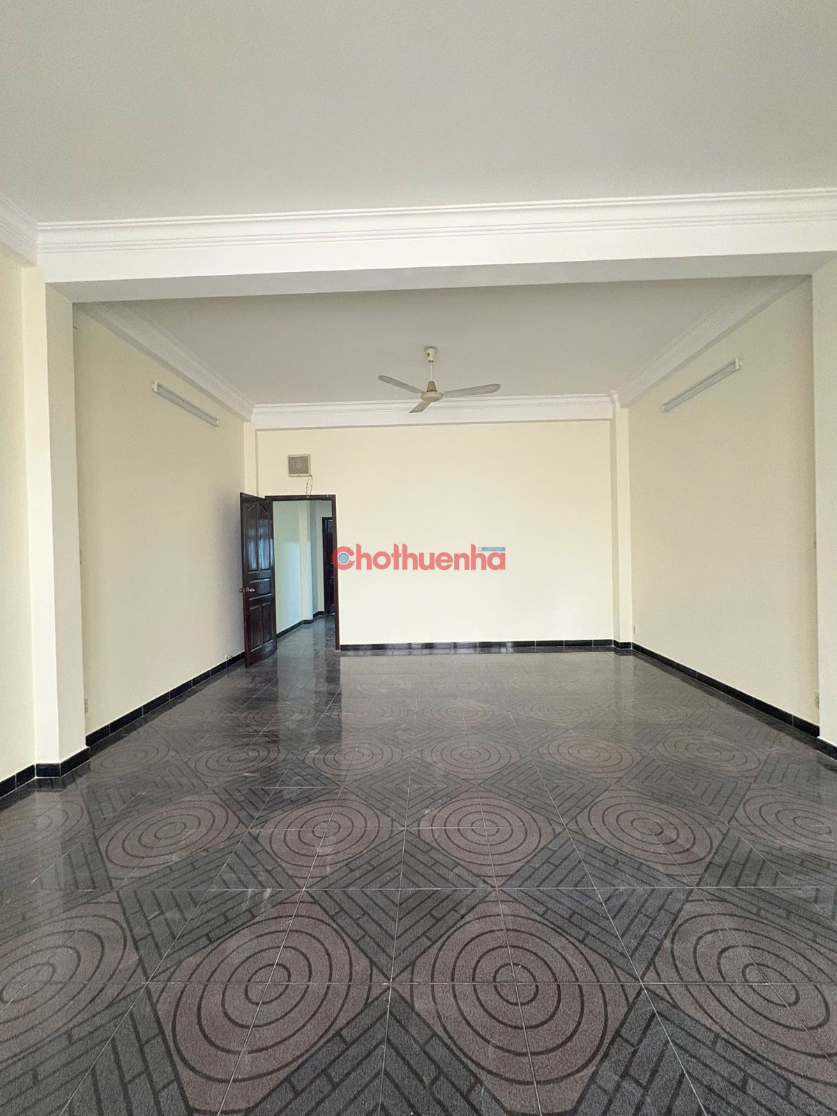 Cho thuê nhà Hẻm xe tải đường 3/2_Ngang Gần 6m_Kinh Doanh Tự Do