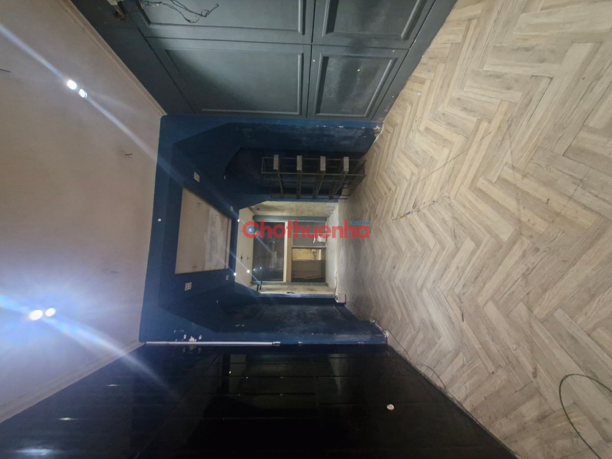 CHO THUÊ NHÀ nguyên căn Điện Biên Phủ, Q10