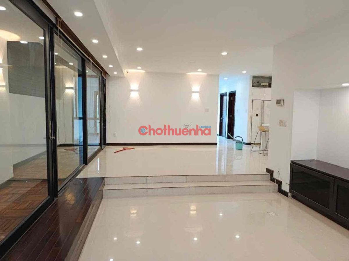 cho thuê nhà mặt tiền