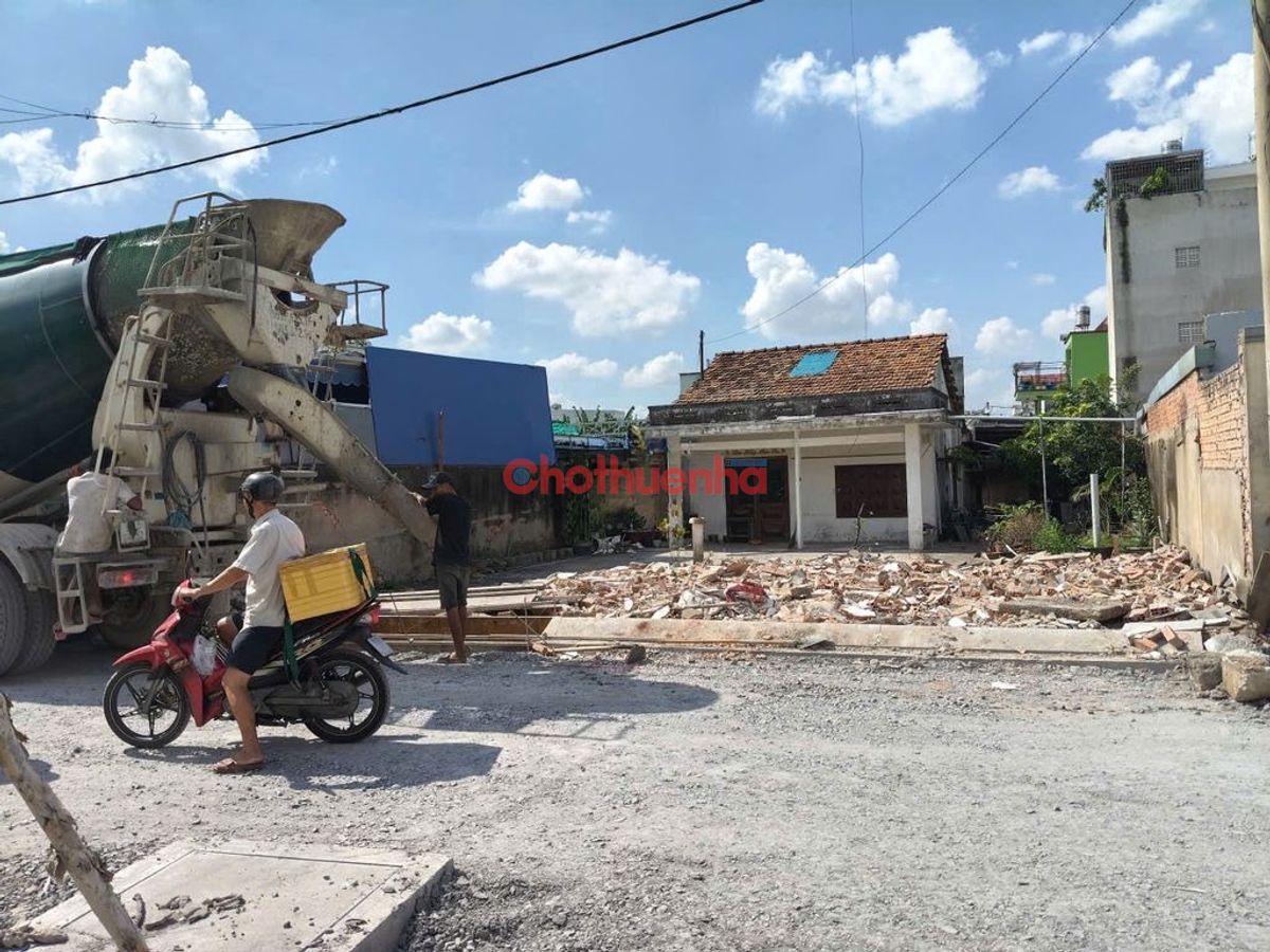 Cho thuê nhà mặt tiền - Phường Hiệp Bình Chánh, Thành phố Thủ Đức, góc chợ Hiệp Bình.