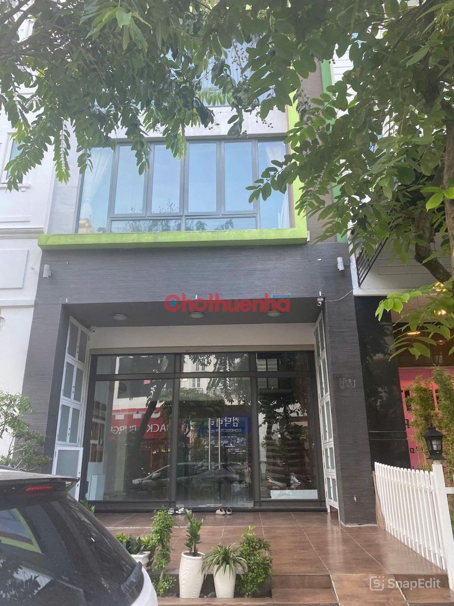 Cho thuê nhà mặt tiền Hưng Phước, phường Tân Phong, Quận 7