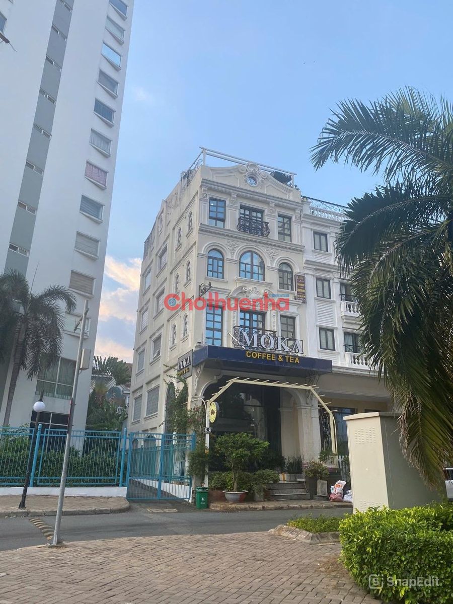 Cho thuê nhà mặt tiền đường Lý Long Tường, phường Tân Phong, Quận 7