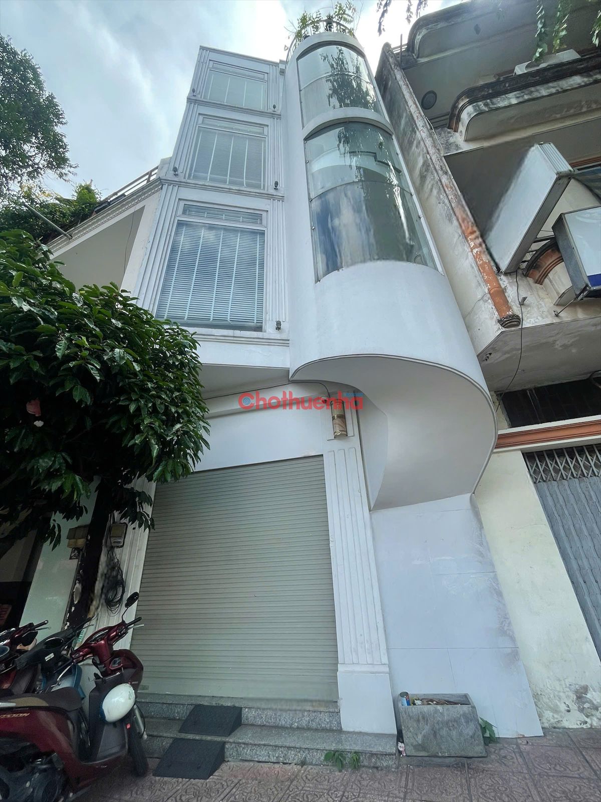 Cho thuê nhà Trường Sa, Phường 3, Quận Tân Bình – NGAY góc 3 mặt tiền Trường Sa – Út Tịch – Lê Bình