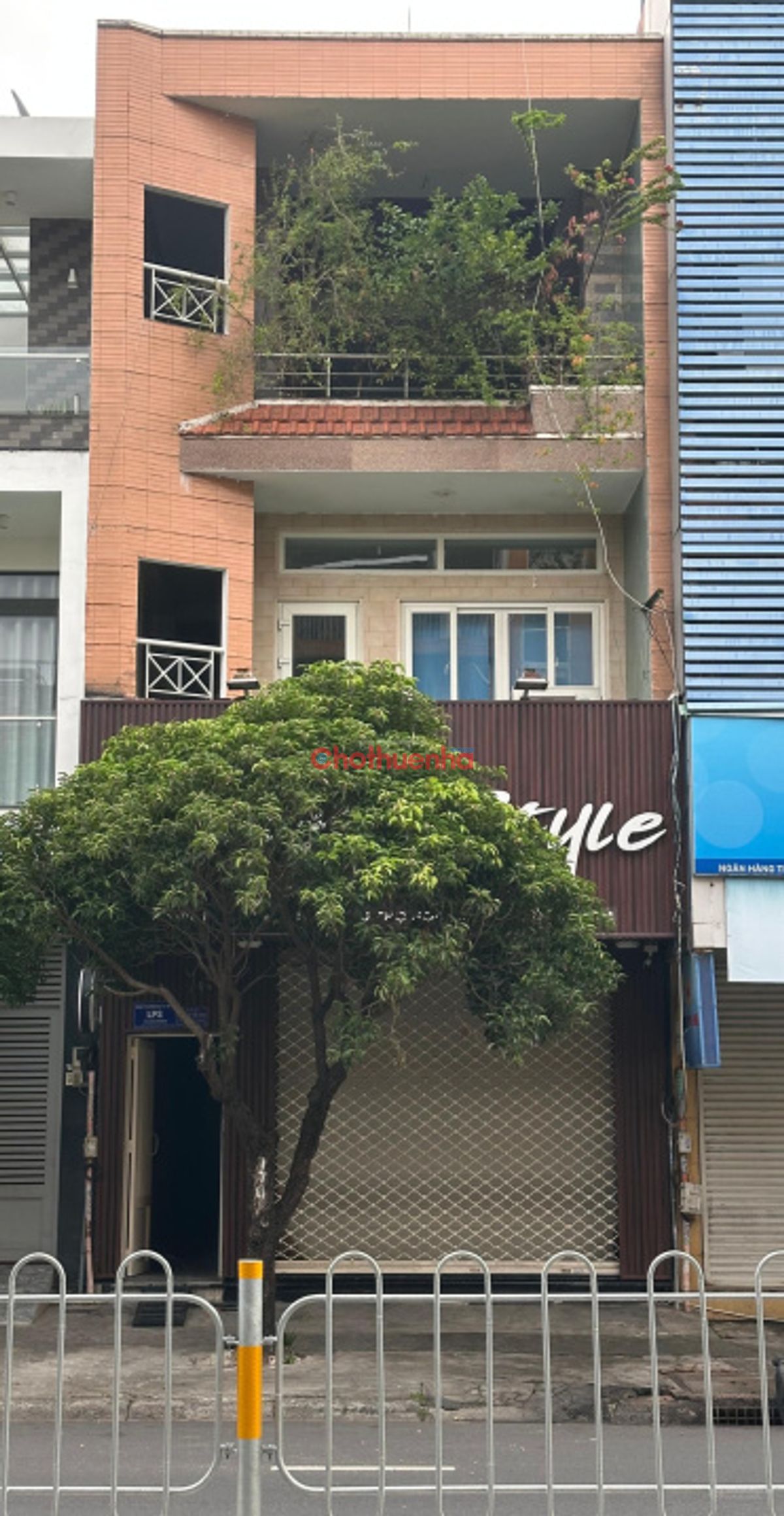 Cho thuê nhà MT đường Nguyễn Sơn, Phú Thọ Hòa, Tân Phú.