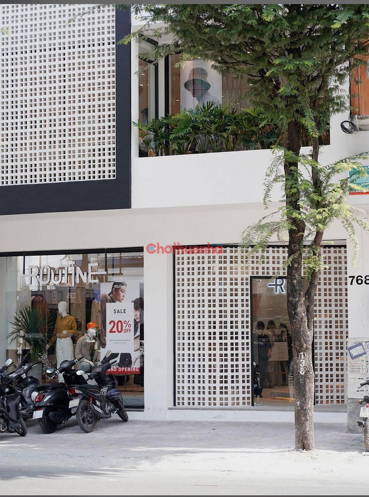 Cho thuê nhà mặt tiền Đường Sư Vạn Hạnh , Phường 12, Quận 10. 